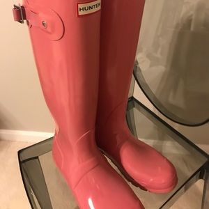 Pink hunter boots